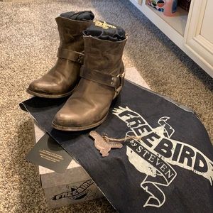 Freebird by Steven Santiago boots